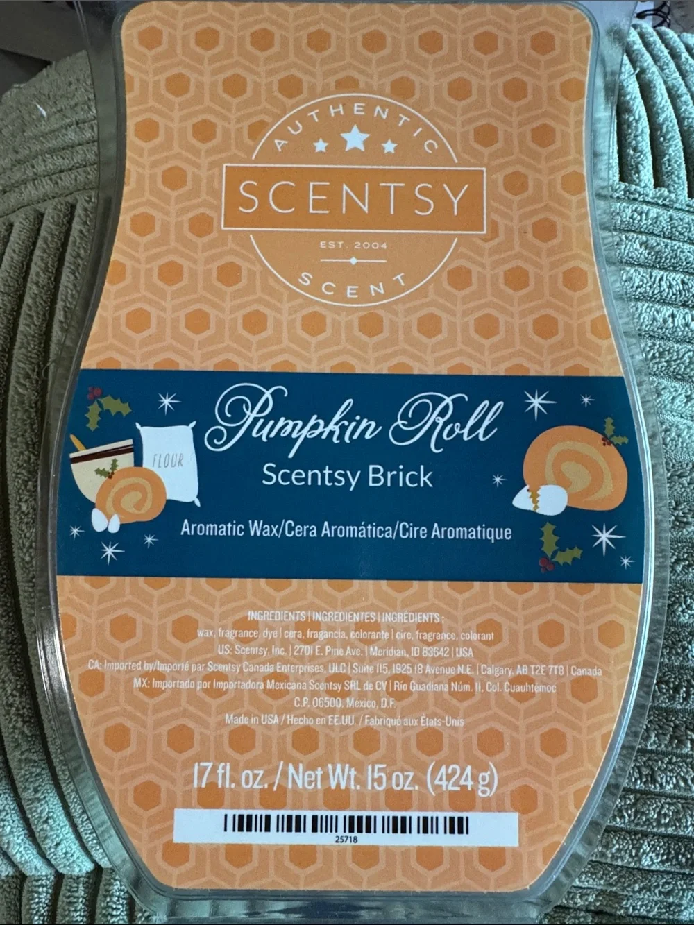 Pumpkin Roll Scentsy Brick, which is an oversized container of warming wax